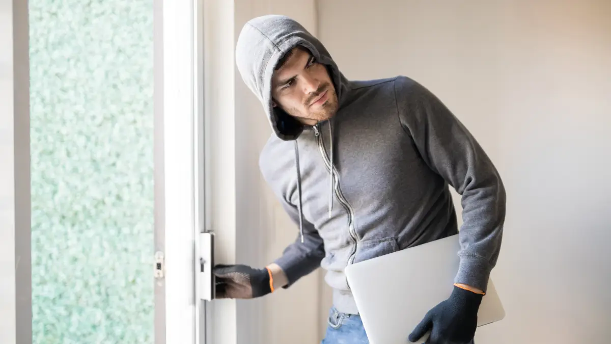DETER (Make Your Home Unattractive to Burglars)