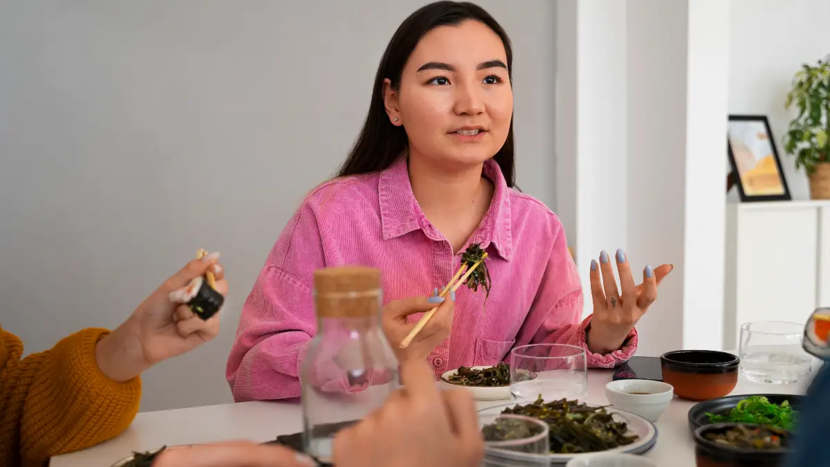 How Japanese Diet and Culture Cultivate a Bloat-Resistant Gut