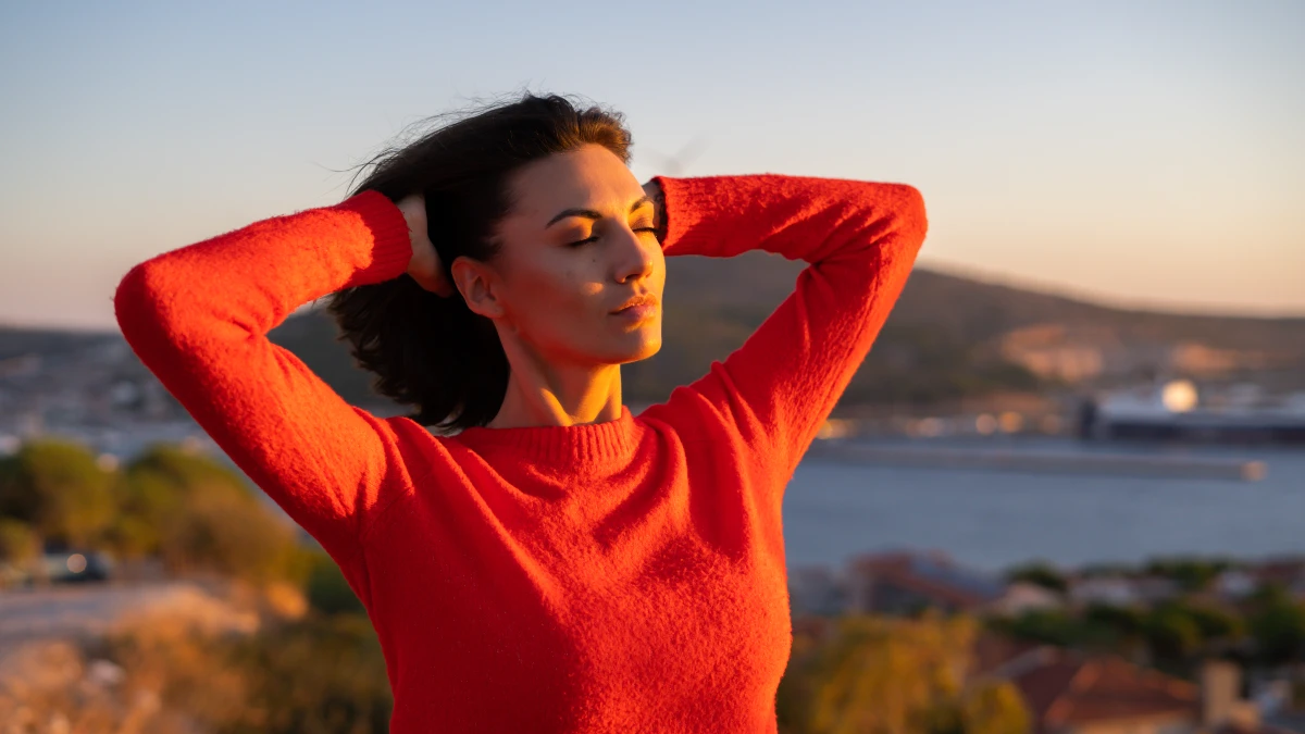 How Your Body Turns Sunshine into a Super-Hormone