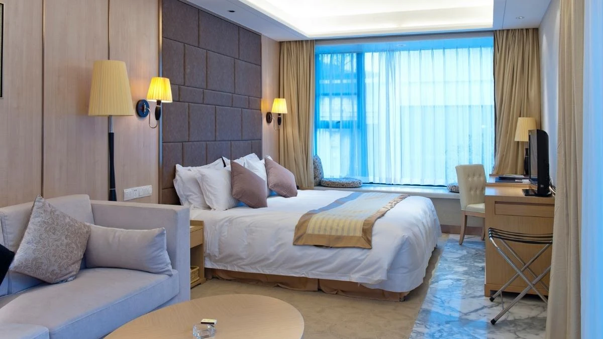 How to Make a Generic Hotel Room Feel Like Home