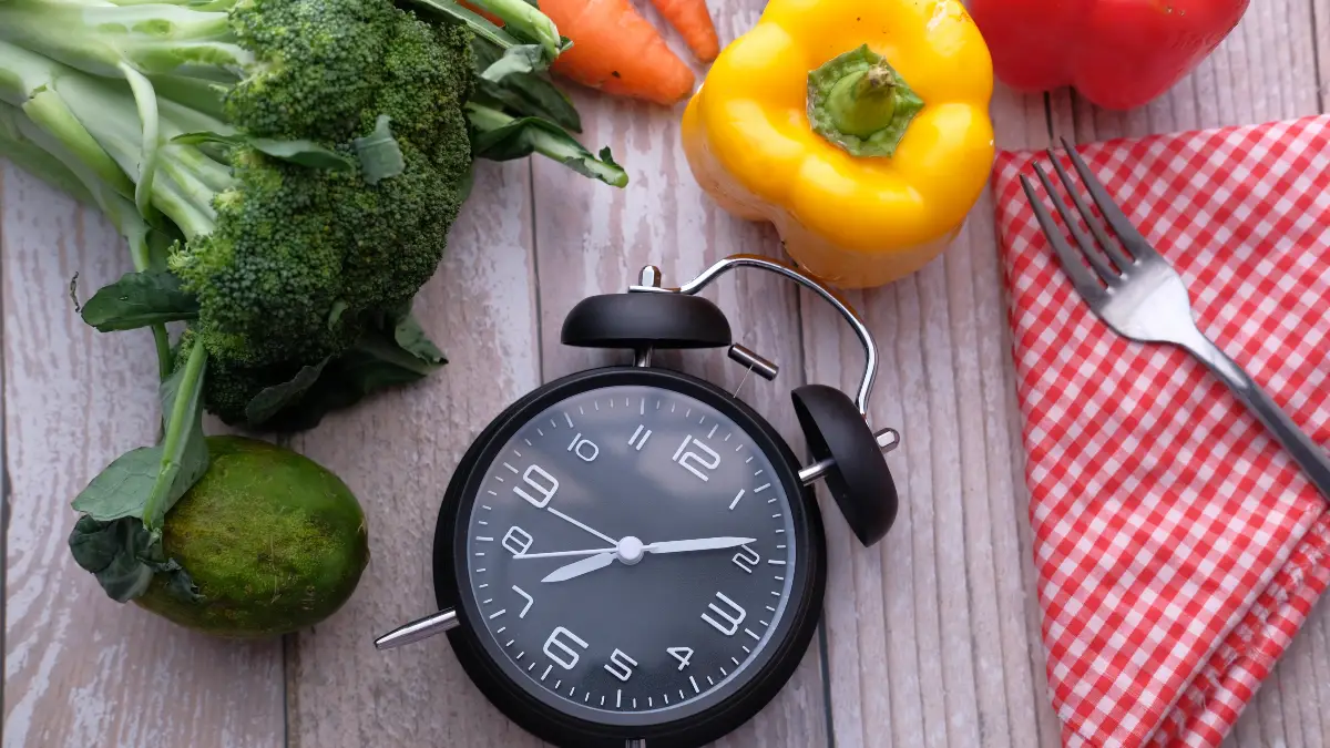 Is the 6 PM Food Curfew a Myth?