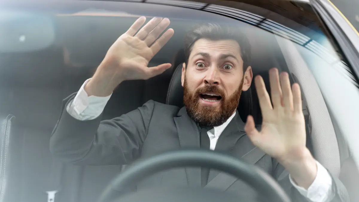 hink-Youre-Safe-in-Your-Car-These-5-Scenarios-Prove-Youre-Not