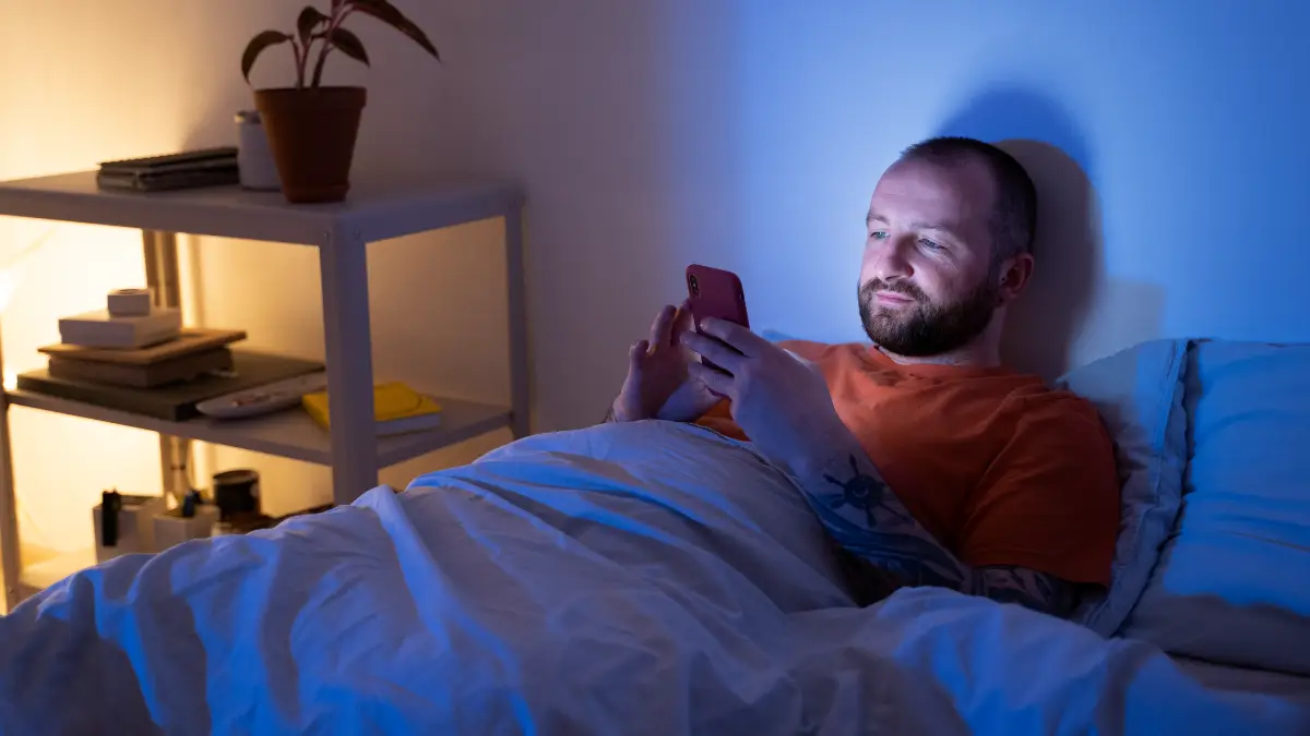 Why Tech Millionaires Are Wearing Blue Light Blockers at 2 PM (Not Just Before Bed)