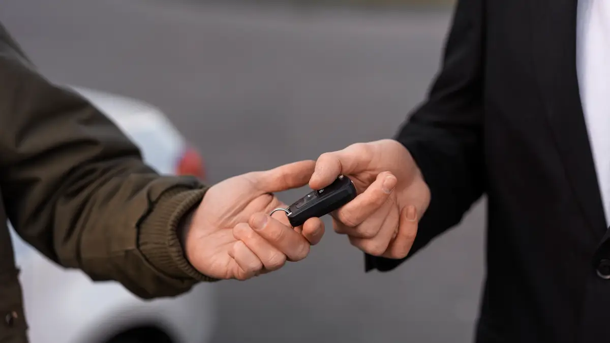 Your Keyless Entry System Is a Silent Thief's Best Friend
