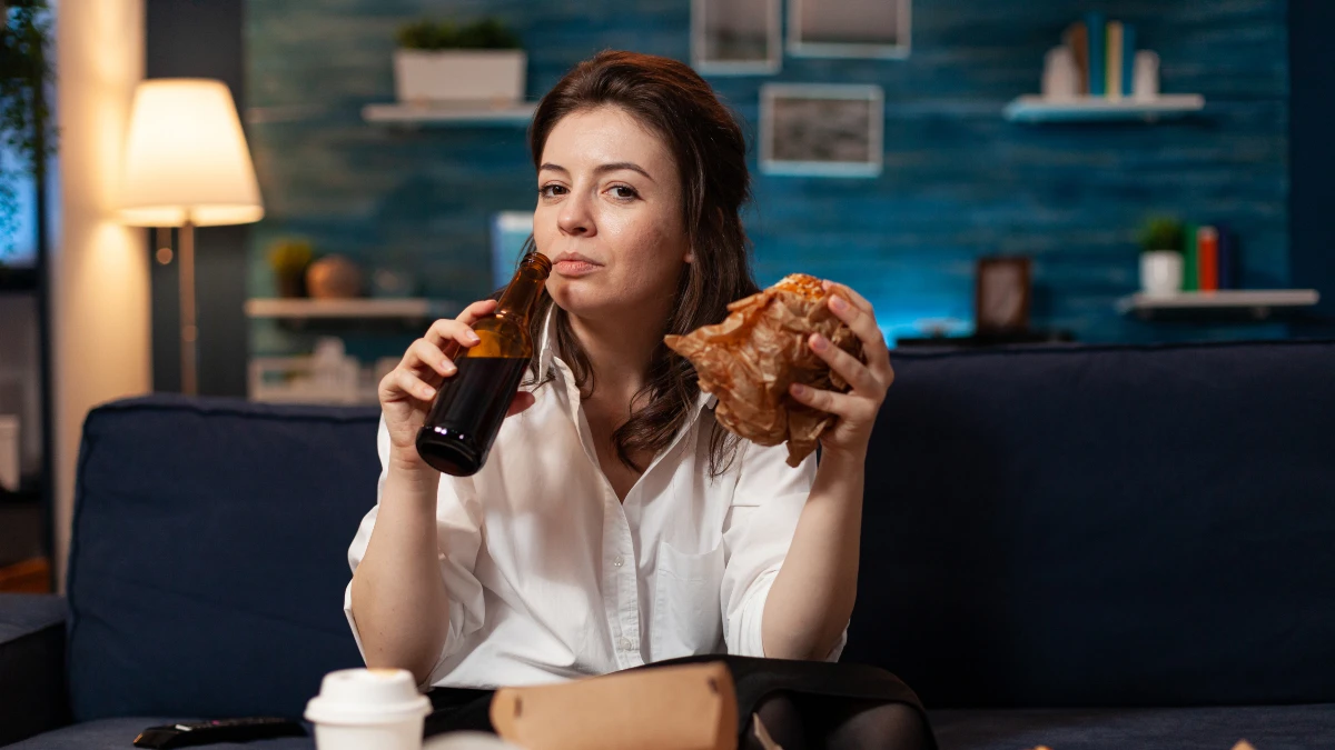 You're Always Hungry and Craving Junk Food