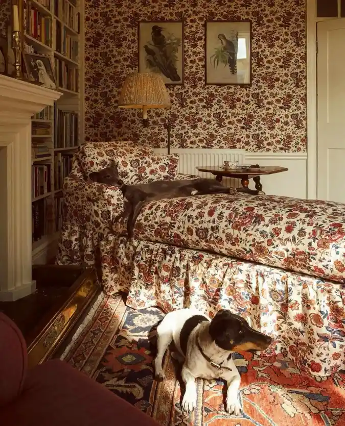 Chic Patterned Daybed