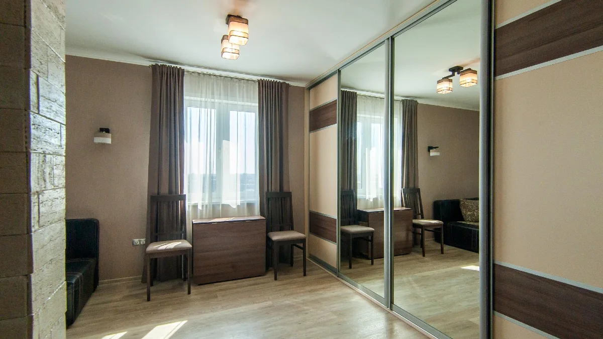 16 Tricks to Make a Small Room Look Bigger Than It Actually Is