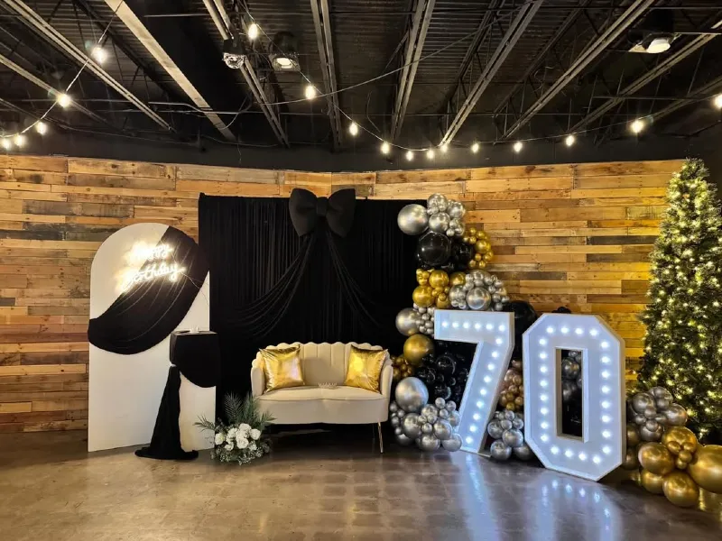 Glamorous Black and Metallic Photo Lounge