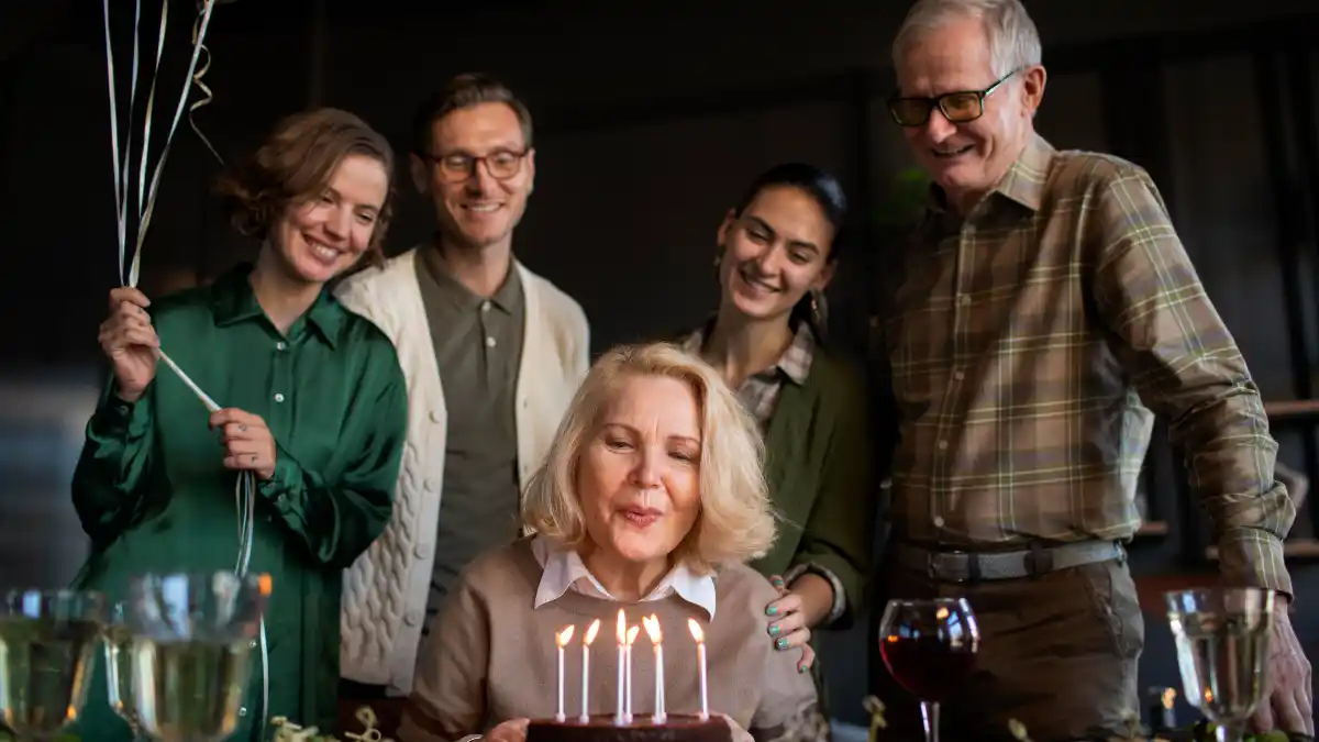 20+ 40th Birthday Party Ideas That Prove Life Begins at 40