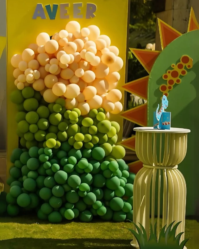 Tropical Technicolor Prehistoric Table Vignette