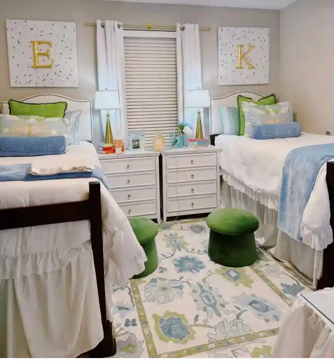 Fresh & Floral Shared Dorm Retreat