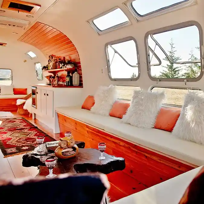 Incorporating Live-Edge Wood and Warm Timber Accents