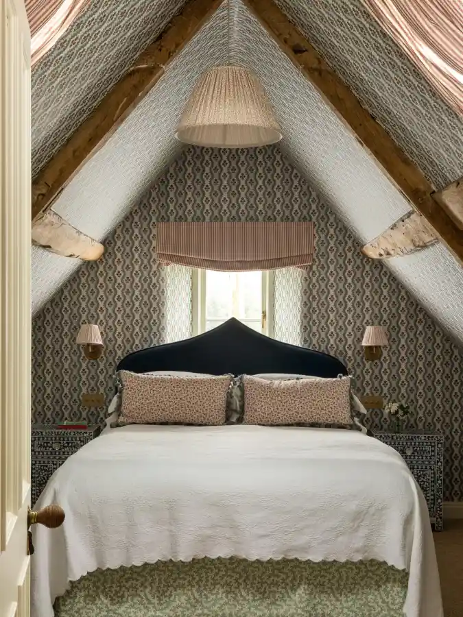 Patterned Canopy Effect