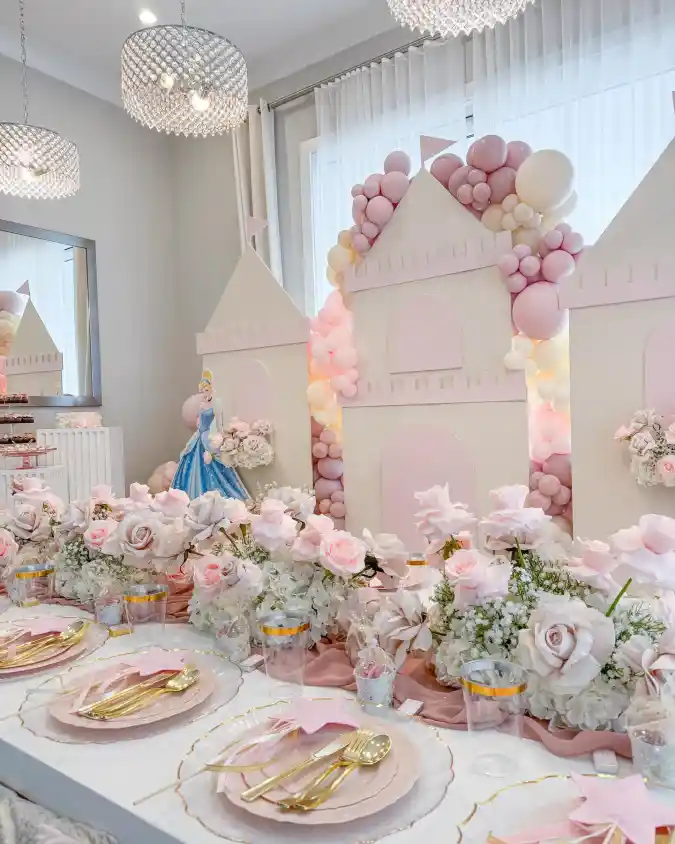 Royal Cinderella Ball Table Setting