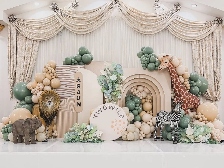 Sage and Sand "Two Wild" Luxury Stage