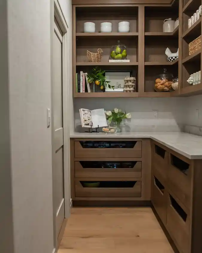 Seamless Walk-In Sanctuary