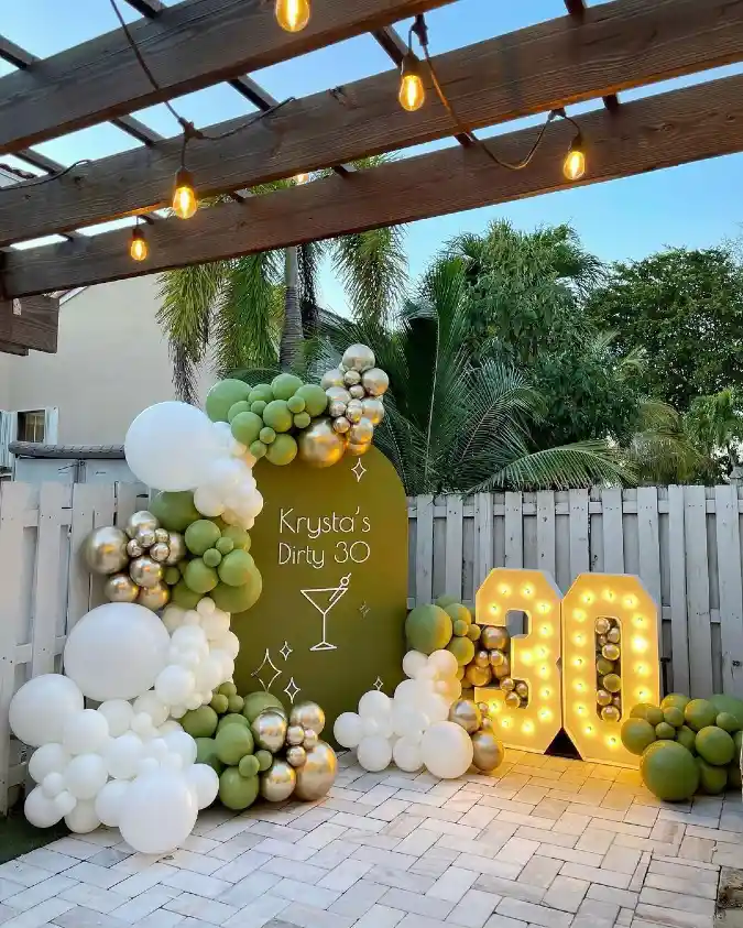 Ultimate "Dirty 30" Backyard Bash