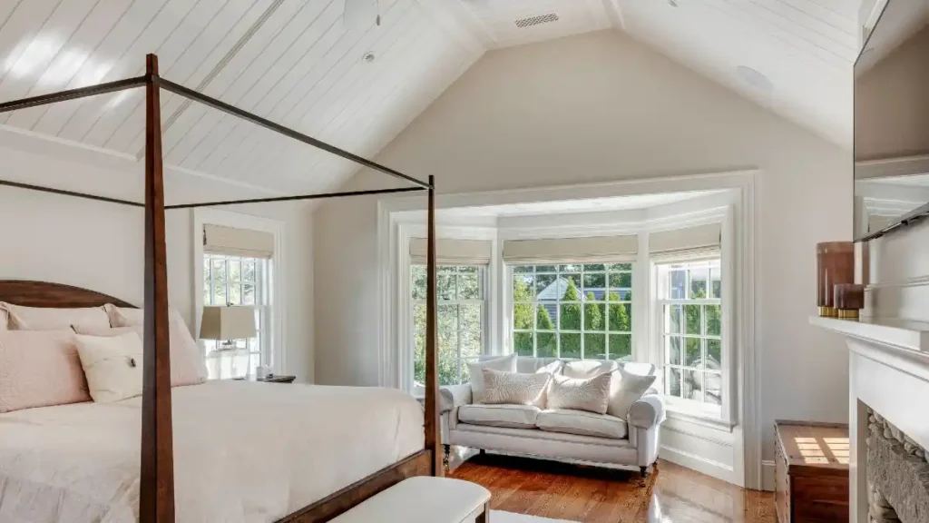 Vaulted Canopy Retreat