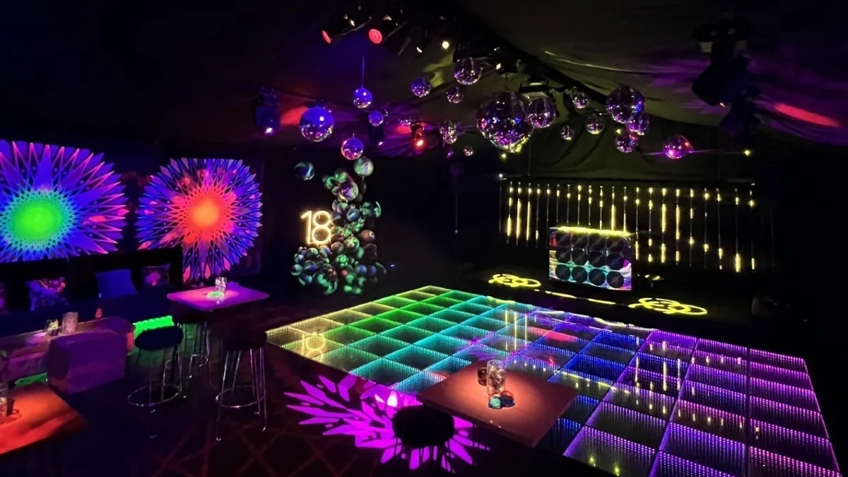 16 Disco Party Decoration Ideas That'll Get Everyone Dancing