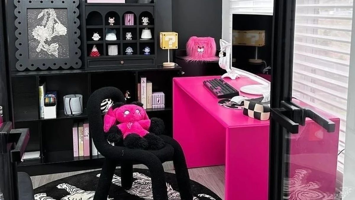 High Contrast Gamer Aesthetic