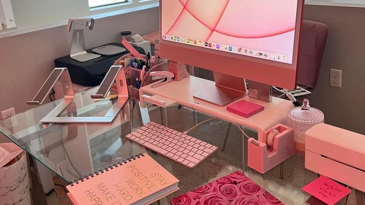 Modern Pink Tech Setup