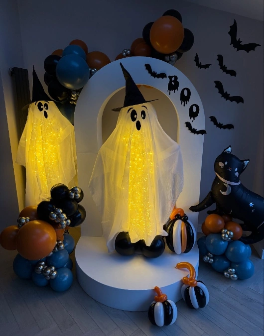 Glowing Ghost Archway