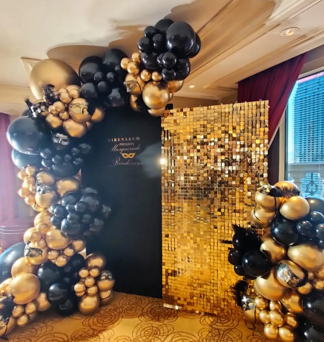 Black and Gold Rendezvous Wall