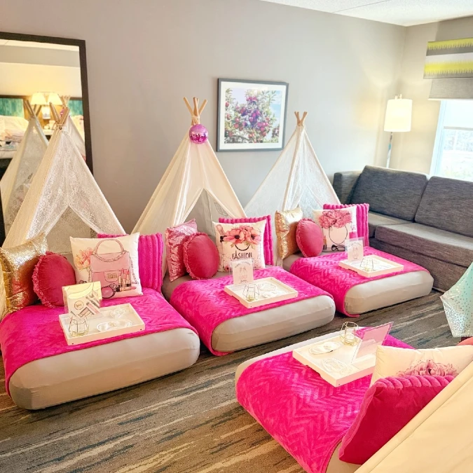 Chic Fashionista Nooks