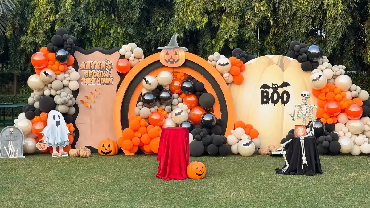 16 Halloween Party Setup Ideas for a Spooky Chic Celebration