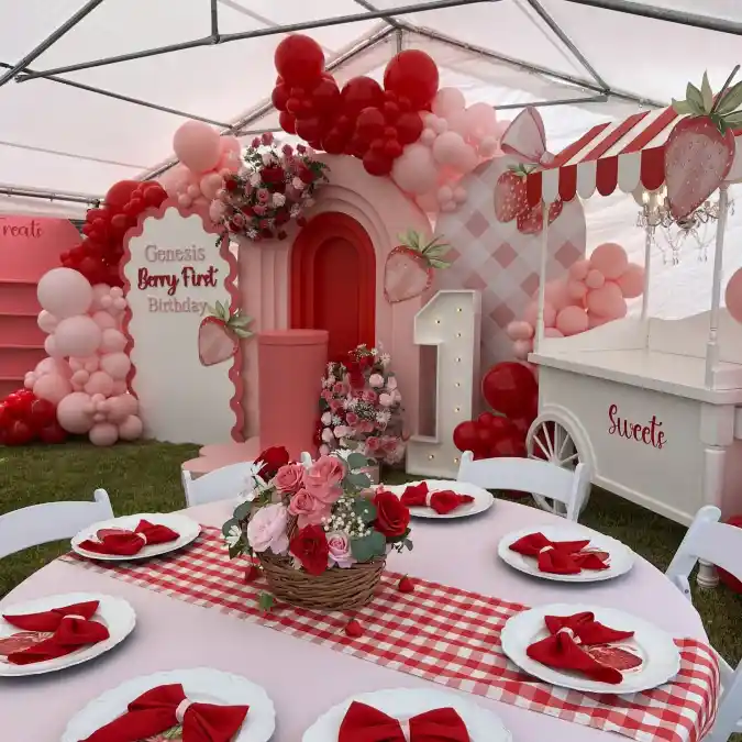 Sweet Strawberry Berry First Theme