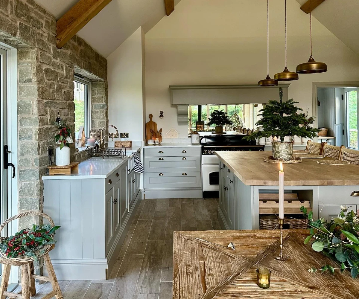 Vaulted Stone Kitchen