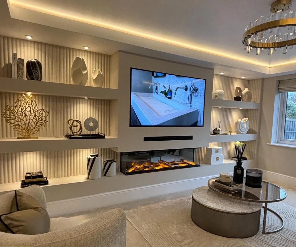 Fluted Alcoves With Panoramic Fireplace