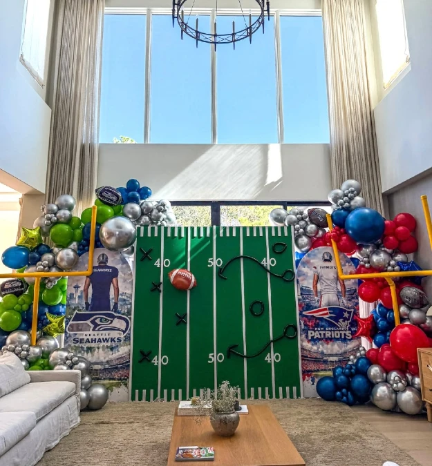 Gridiron Strategy Wall