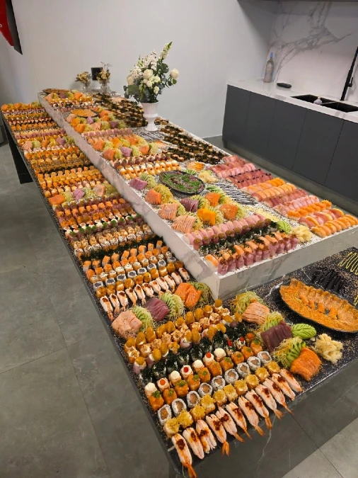 Massive Buffet Style Counter