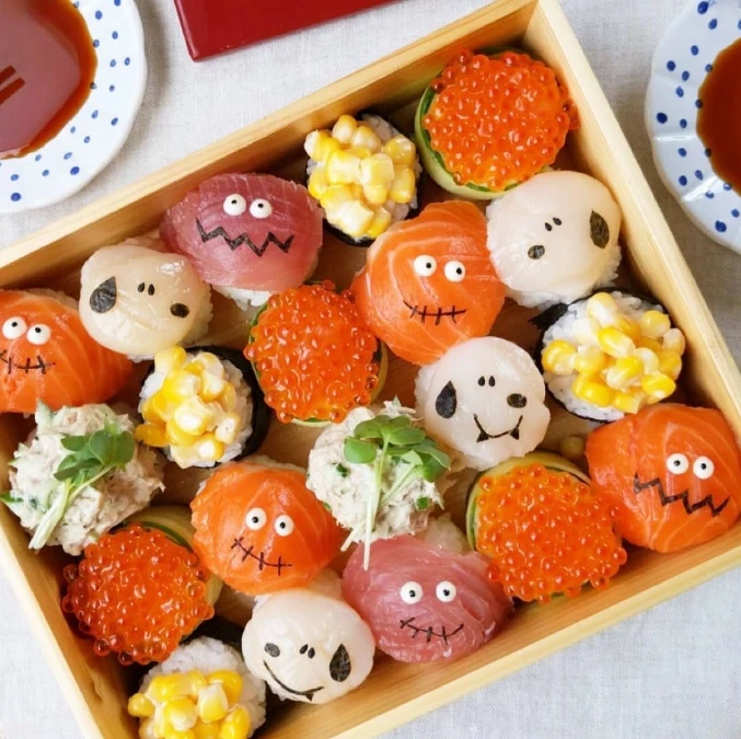 Halloween Themed Sushi Box