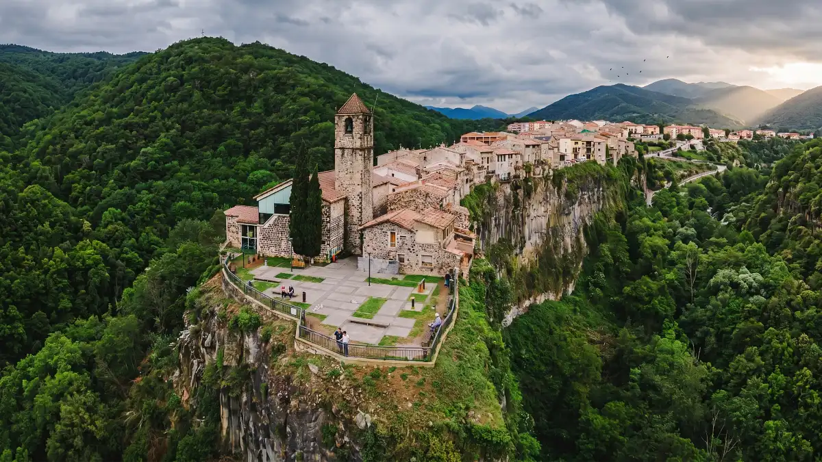 16 Secret European Villages So Perfect, Locals Are Begging Travel Bloggers to Stop Sharing Them