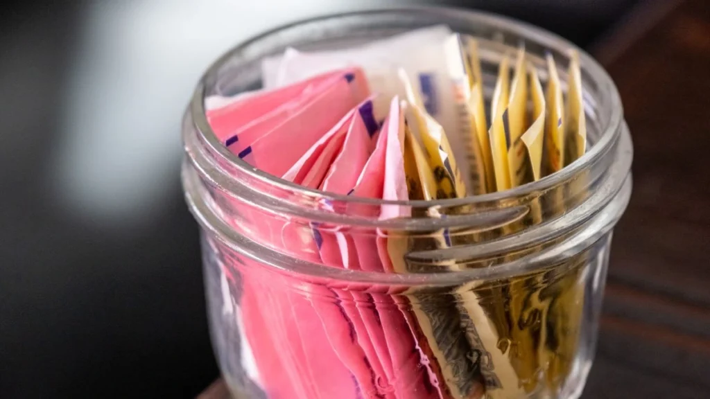Relying on Artificial Sweeteners