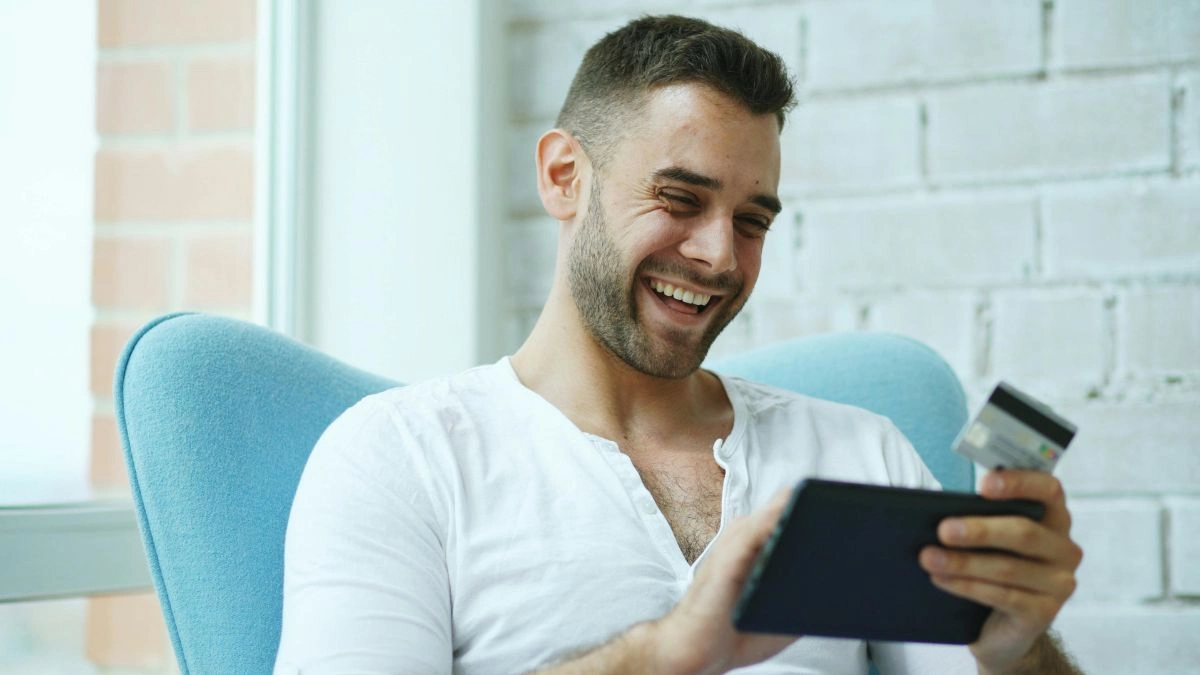 9 Credit Card Perks Most Americans Never Use (But Should Before Every Trip)
