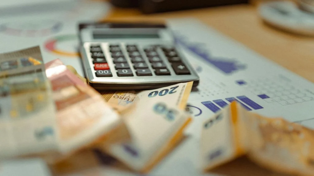Dynamic Budgeting & Cost Analysis