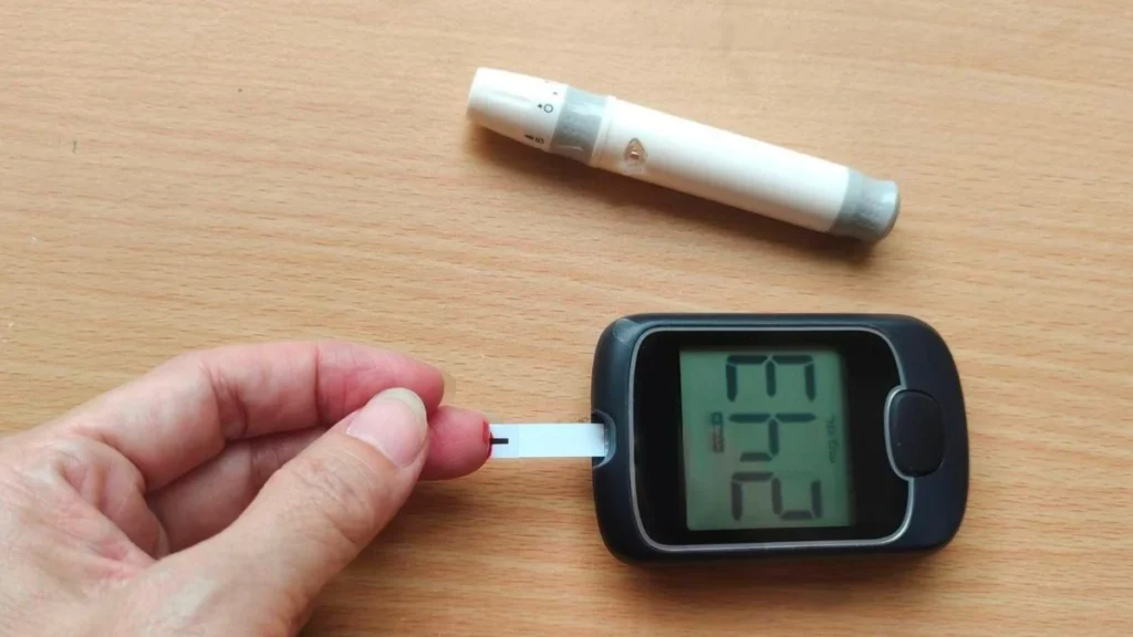 Continuous Glucose Monitor Benefits For Real Time Blood Sugar Tracking