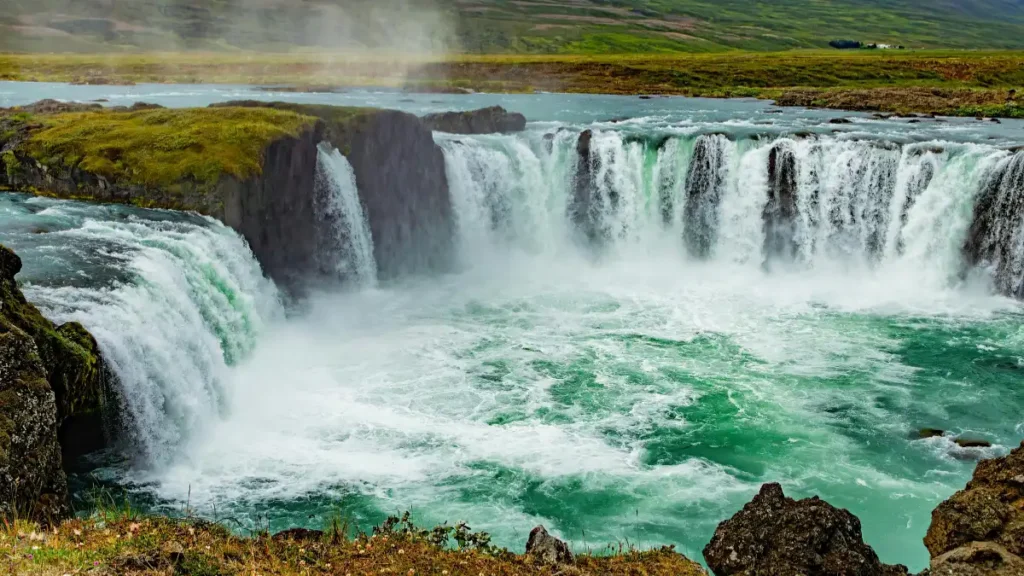 Hidden Gems: Waterfall Hikes in the Midwest