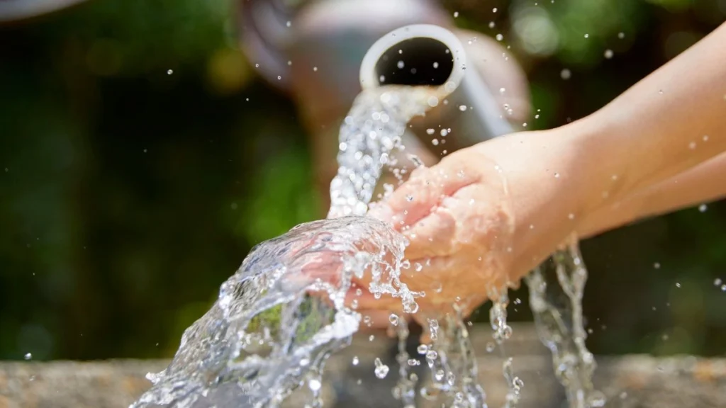 How Much Water Should I Drink?