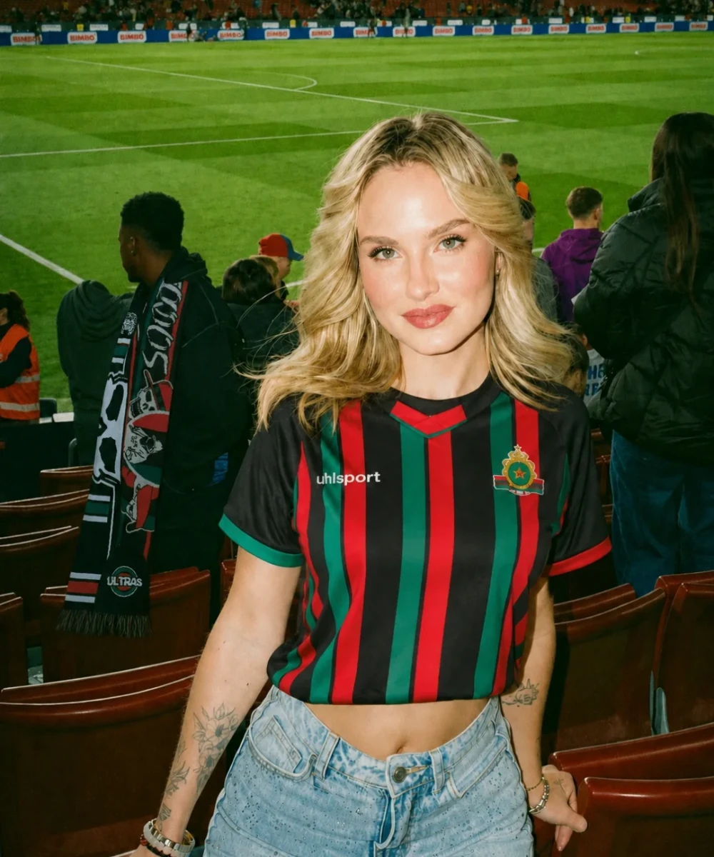  Striped Crop Jersey with Jeans