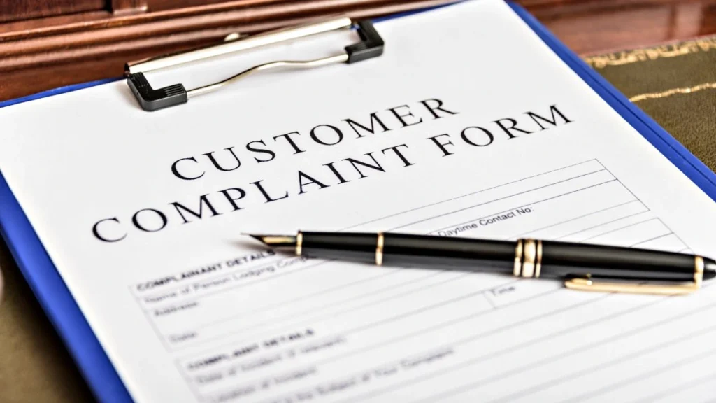 Recent Reviews Repeat the Same Safety Complaint