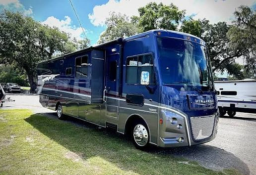 Winnebago Adventurer 36Z 